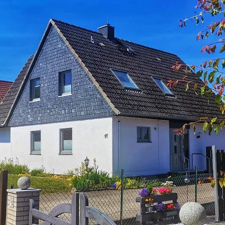 Obj 82 Top Ferienhaus In Scharbeutz Gronenberg 4 Bis 10 Pers Wlan 5 Schlafzimmer Garten Terrasse Hund Elektrostation Vakantiehuis