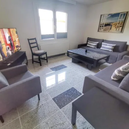 Obj 82 Top Ferienhaus In Scharbeutz Gronenberg 4 Bis 10 Pers Wlan 5 Schlafzimmer Garten Terrasse Hund Elektrostation * Scharbeutz
