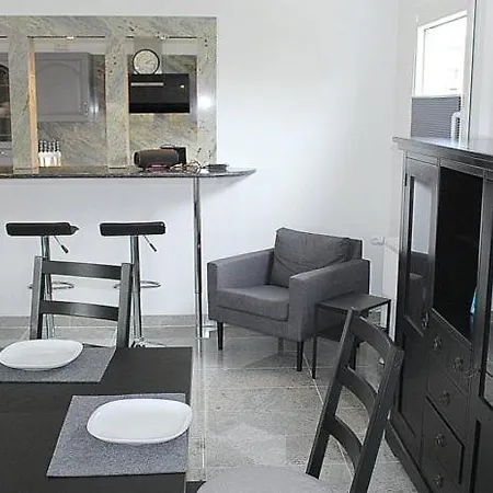 Vakantiehuis Obj 82 Top Ferienhaus In Scharbeutz Gronenberg 4 Bis 10 Pers Wlan 5 Schlafzimmer Garten Terrasse Hund Elektrostation