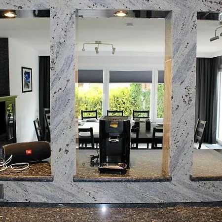 Obj 82 Top Ferienhaus In Scharbeutz Gronenberg 4 Bis 10 Pers Wlan 5 Schlafzimmer Garten Terrasse Hund Elektrostation * Scharbeutz